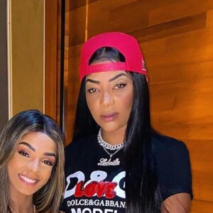 Ludmilla e Brunna Gonçalves possuem tatuagem como símbolo do amor das duas