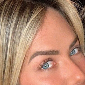 Regina Casé revelou reação de Bruno Gagliasso ao descobrir gravidez de Giovanna Ewbank