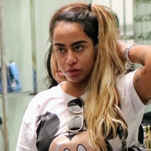 Rafaella Santos passou ano novo com amigas em festa na casa de Neymar