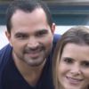 Luciano Camargo e Flávia Fonseca comemoram onze anos de casamento em mansão nova. 'Achei um castelo', comemora a arquiteta
