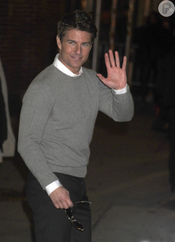 Tom Cruise contracena com Morgan Freeman no filme 'Oblivion'