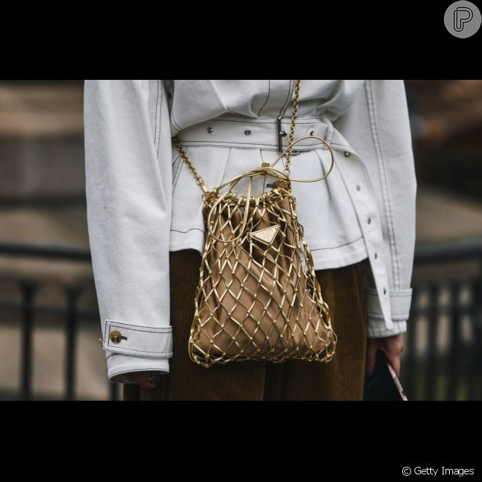 prada gold mesh bolsa