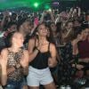 Bruna Marquezine curte 'Baile da Favorita' no Rio de Janeiro com as amigas