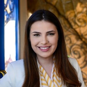 Na novela 'As Aventuras de Poliana', Luisa (Thais Melchior) acha a carta e fica sabendo que Pendleton (Dalton Vigh) não mente no capítulo de terça-feira, 4 de fevereiro de 2020