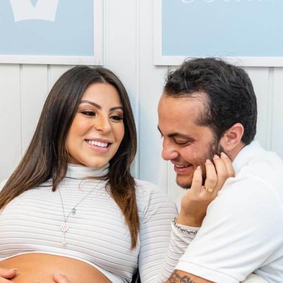 Andressa Miranda reforçou que ela e o marido, Thammy Miranda, vão retornar em breve com o filho, Bento, para o Brasil: 'Não vejo a hora de estar perto da minha família e dos meus amigos'