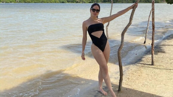 Moda praia de Thyane Dantas: mulher de Safadão usa maiô asa-delta. 'Confortável'