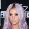Kesha acusa seu produtor musical de agressão sexual, física e verbal