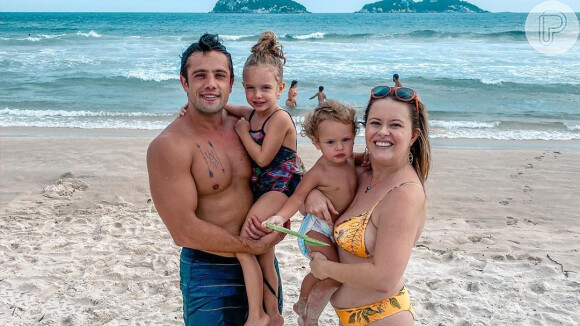Mulher de Rafael Cardoso valoriza corpo após ser mãe em foto de biquíni postada nesta quinta-feira, dia 30 de janeiro de 2020