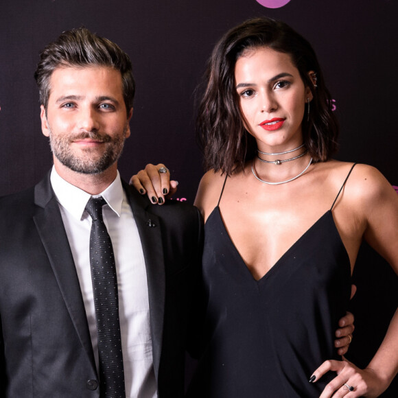 Bruna Marquezine, Bruno Gagliasso e mais famosos comemoram eliminação de Petrix no 'BBB20'