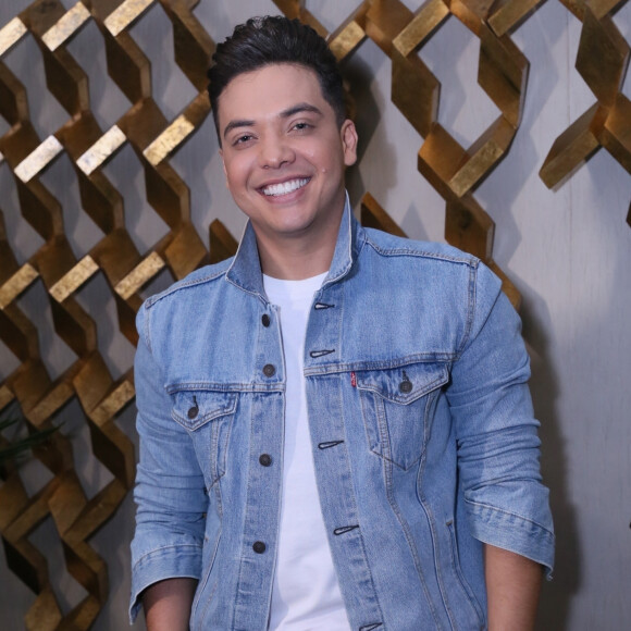 Wesley Safadão faria uma participação no novo DVD de Simone e Simaria