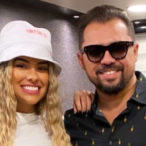 Ex-BBB Munik Nunes curtiu o Bloco do Comandante, promovido por Xand Avião, neste sábado, 15 de fevereiro de 2020