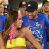 Neymar foi flagrado dando beijo em Anitta no mesmo camarote em que estava sua ex, Bruna Marquezine