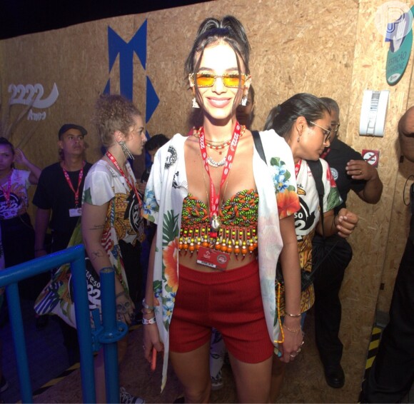 Bruna Marquezine arrasou no look para seu primeiro dia de carnaval em Salvador