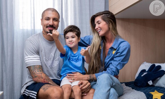 Fernando Medeiros revela que filho, Lucca, aprovou novo quarto: 'Ele não pára de sorrir!'