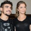 Caio Castro ironiza rumor de casamento com Grazi Massafera em viagem