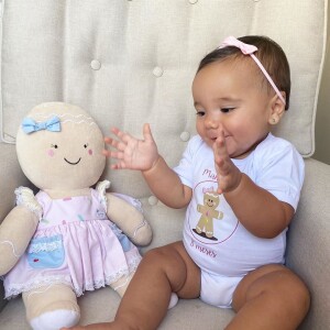 Filha mais nova de Ticiane Pinheiro completa 8 meses nesta quinta-feira, dia 12 de março de 2020