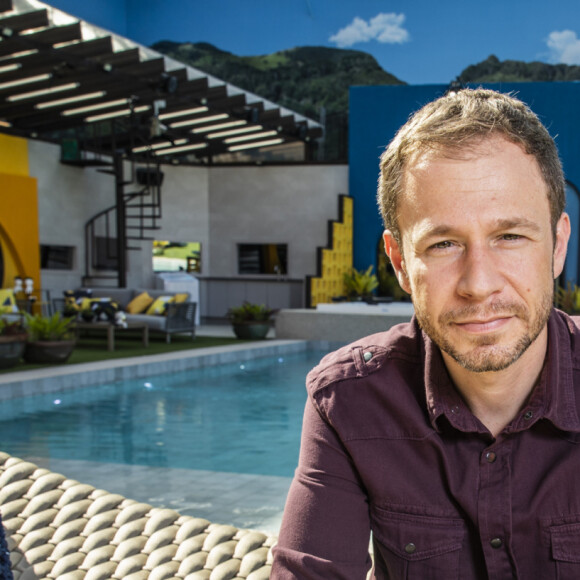 Tiago Leifert tranquilizou brothers no 'BBB20' sobre coronavírus e Tatá Werneck discordou: 'Nenhum resfriado para o mundo'