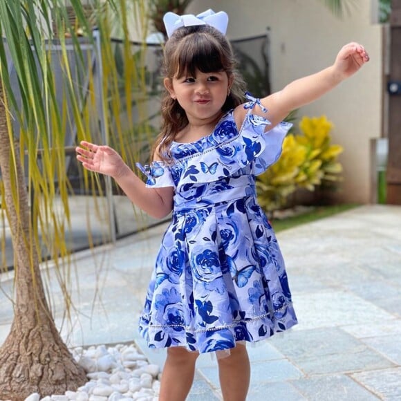 Pietra, de 2 ans, é a filha mais velha do sertanejo Cristiano, dupla de Zé Neto