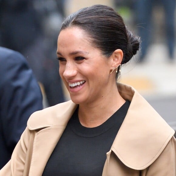 Meghan Markle teve um aval positivo de Angelina Jolie para ter sua carreira mentorada pela artista