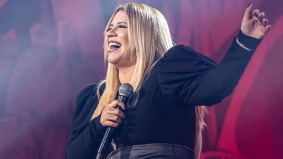 Marília Mendonça canta Adele e Amy Winehouse no karaokê e impressiona. Vídeo!