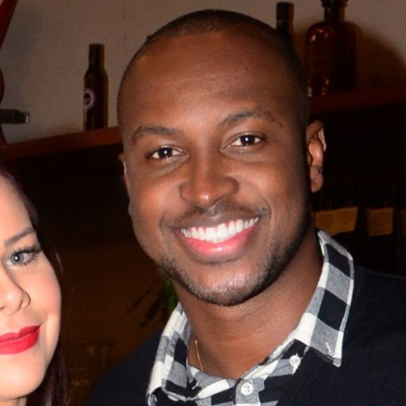 Fernanda Souza ganha recado de ex-marido, Thiaguinho, durante live. Veja vídeo nesta quinta-feira, dia 23 de abril de 2020