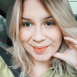 Marília Mendonça comemorou, no Twitter, o fato de estar aprendido um novo idioma durante a quarentena