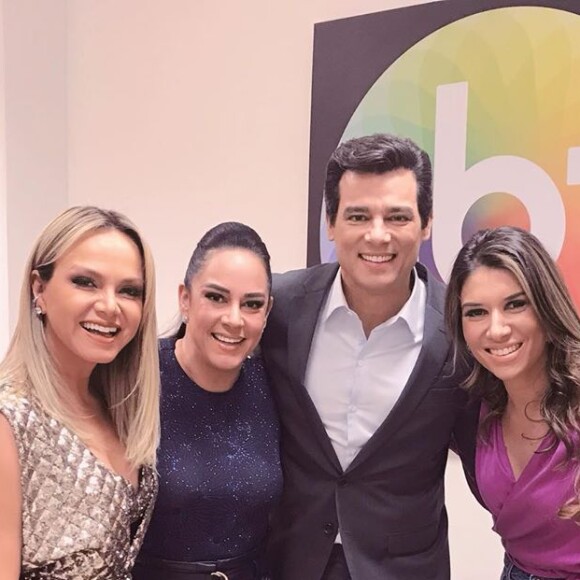 Patricia Abravanel treina com irmã Rebeca Abravanel