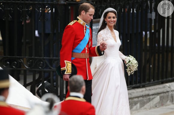 O look de noiva de Kate Middleton, da grife Alexander McQueen, segue como inspiração para casamentos