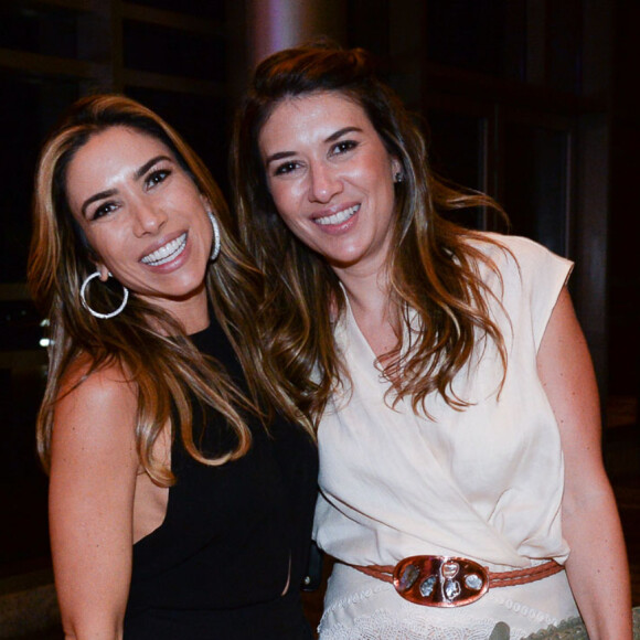 Patricia Abravanel é irmã de Rebeca Abravanel, a quem recebeu na festa intimista de 1 ano do seu filho caçula, Senor
