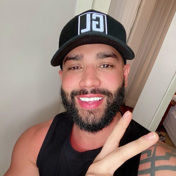 Gusttavo Lima está isolado por conta da pandemia do novo coronavírus