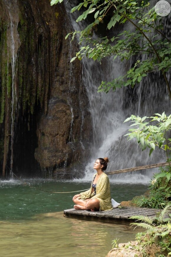 Antonia Morais visitou cachoeiras pelo Brasil e contou a história dos locais