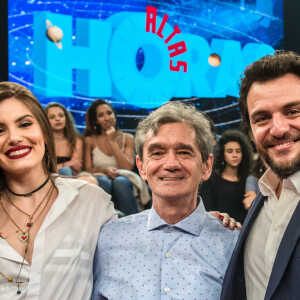 Camila Queiroz elogia Rodrigo Lombardi: 'Sem você, não teria nem metade do sucesso da Angel. Muito obrigada'