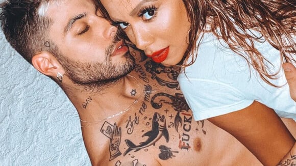 Anitta surge sexy em fotos ao lado do namorado, Gui Araújo: 'Pensando na gente'