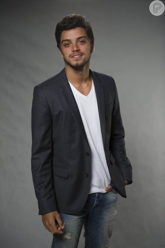 Rodrigo Simas é outra novidade na segunda temporada da novela 'Salve-se Quem Puder' para ser par de Luna (Juliana Paiva)