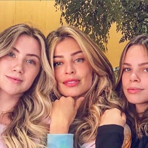 Grazi Massafera foi a um salão de beleza com as sobrinhas, Gleici e Gabrielle