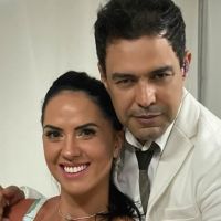 Graciele Lacerda posa de body e noivo, Zezé Di Camargo, avisa: 'Tudo meu'. Foto!