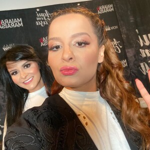 Maiara limpou o cabelo da irmã, Maraisa, depois de sujá-la com ovo