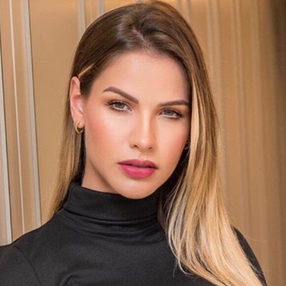 Andressa Suita opina sobre visual em foto de adolescência. Confira em matéria nesta quarta-feira, dia 29 de julho de 2020