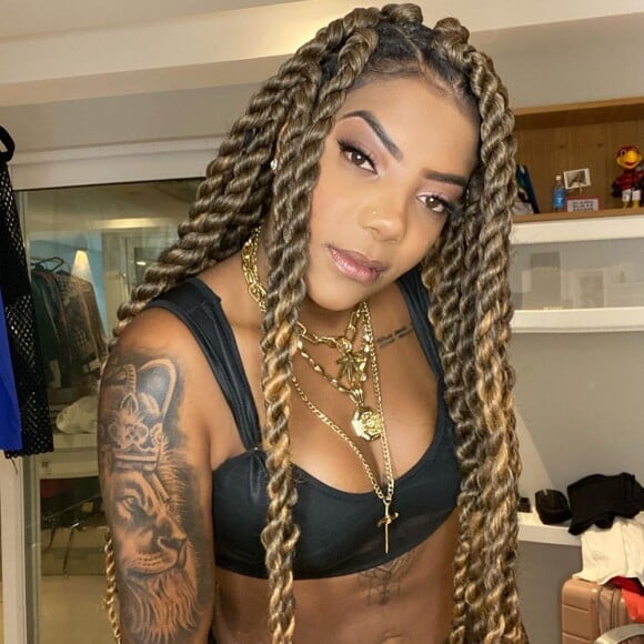 Ludmilla mostrou foto da barriga 20 dias após lipoaspiração