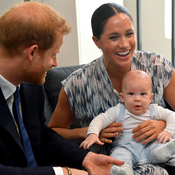 Meghan Markle curte aniversário com Harry e filho, Archie