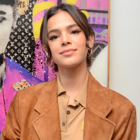 Bruna Marquezine pode viajar com amigos para comemorar seus 25 anos; o local ainda é segredo