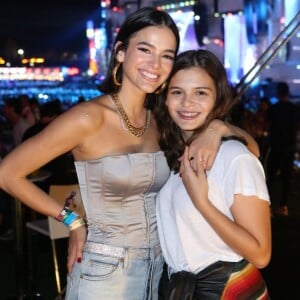 A irmã de Bruna Marquezine, Luana, também participou da viagem