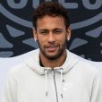Neymar testa positivo para coronavírus