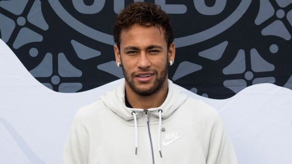 Neymar testa positivo para coronavírus