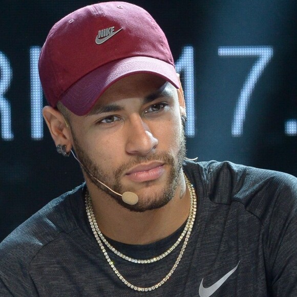 Neymar está com coronavírus