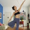 Nathalia Dill é adepta do yoga para manter a saúde em dia na gravidez