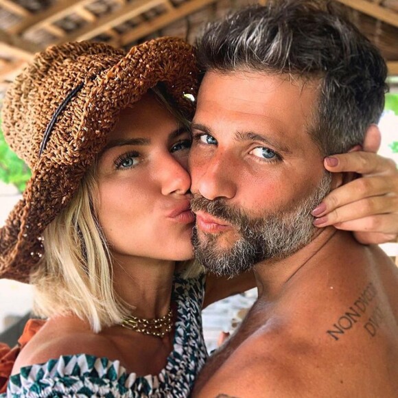 Giovanna Ewbank e Bruno Gagliasso estão se dedicando aos cuidados com os filhos nesta quarentena