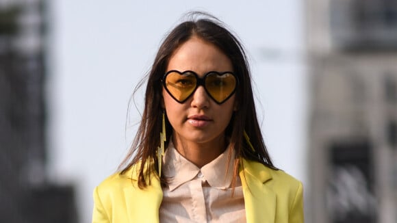 Trend alert! Os óculos amarelos estão com tudo no street style