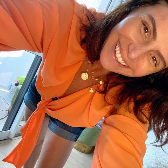 Giovanna Antonelli costuma postar fotos ao natural em sua rede social