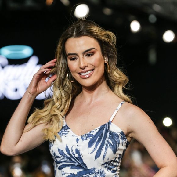 Fernanda Keulla ficou com autoestima abalada por espinhas